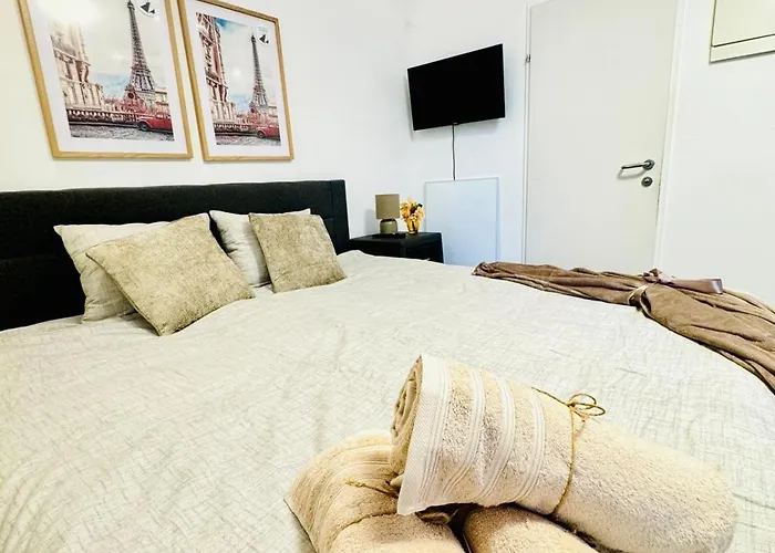 Apartamento King - 10 Mins Walk From Downtown *