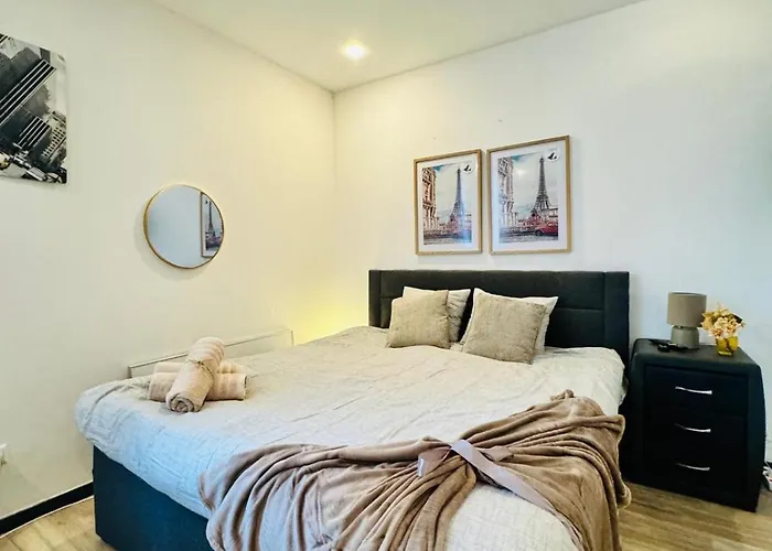 King - 10 Mins Walk From Downtown *